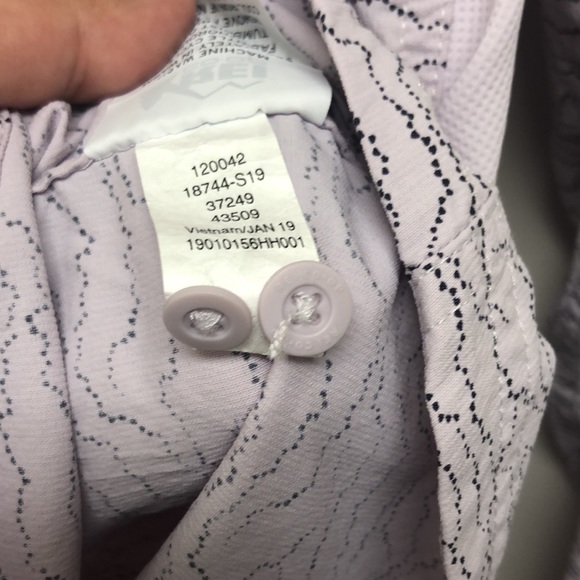 REI Button down sun shirt - Picture 8 of 9